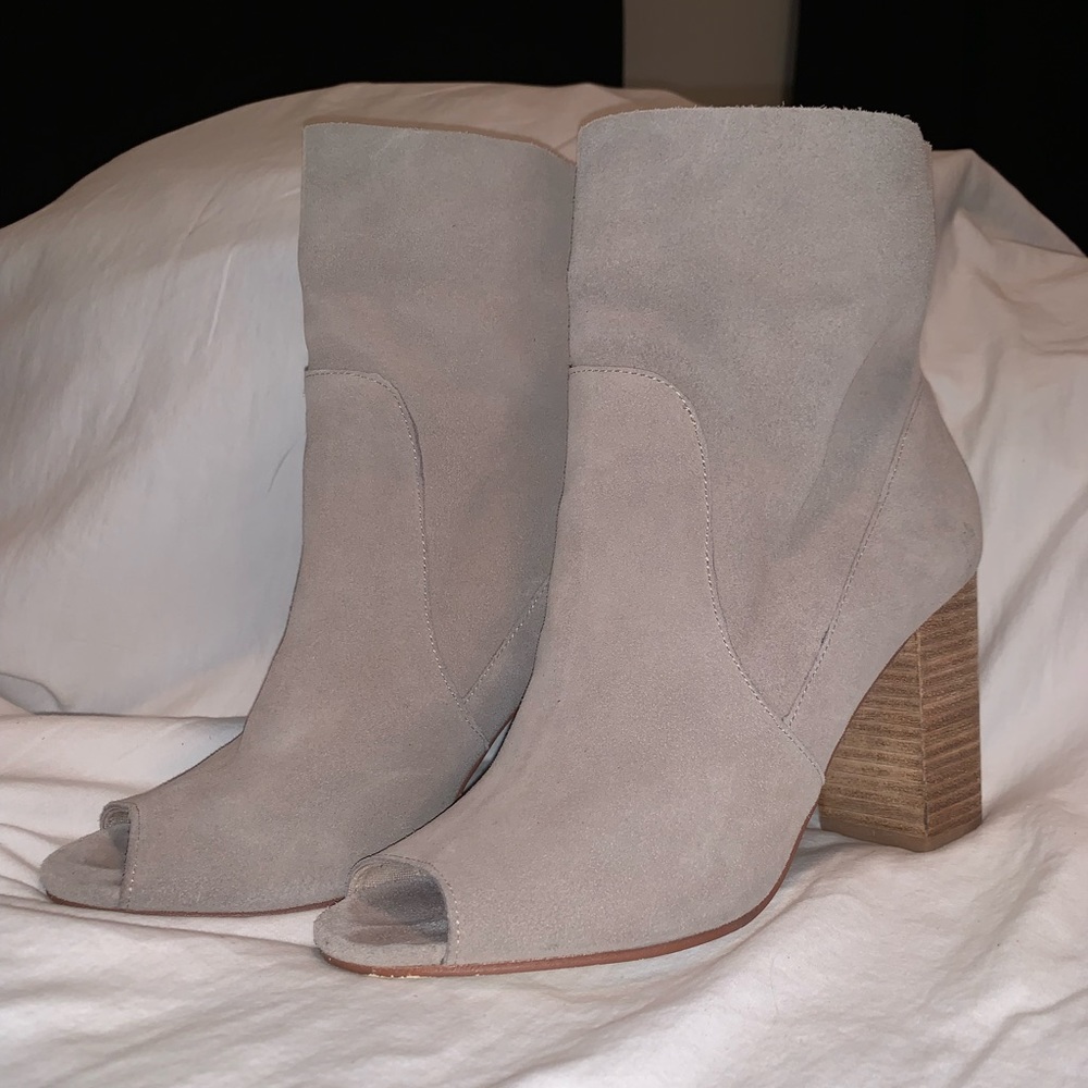 Chinese Laundry Talk Show Leather Booties - Size 8